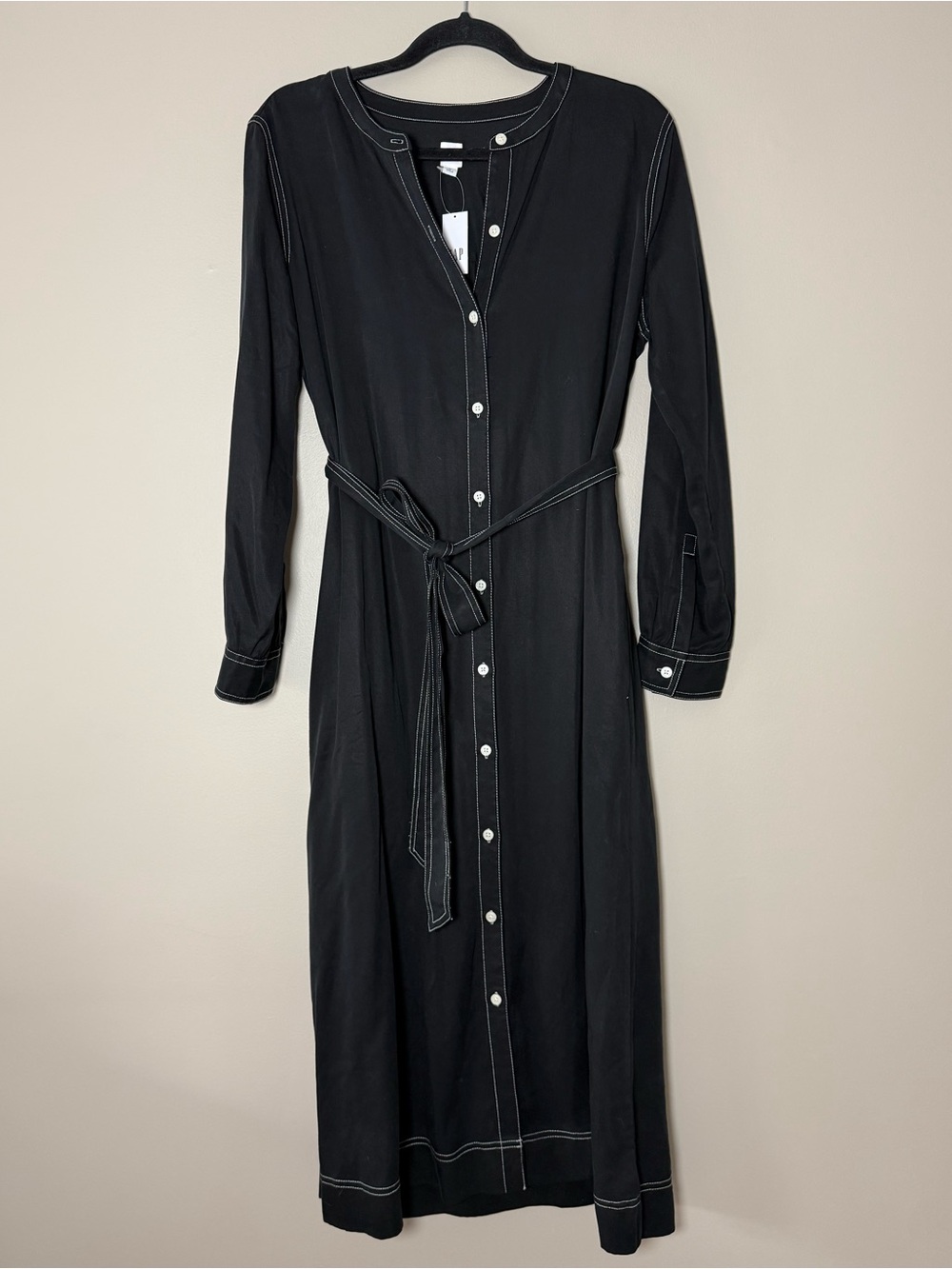GAP Black Long-Sleeve Button-Front Maxi Dress with Contrast Stitching